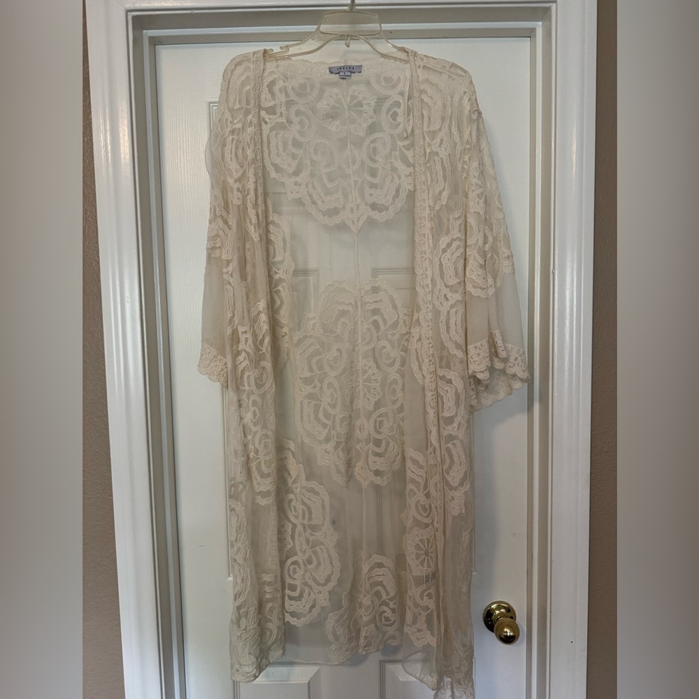 Cream Lace Kimono Cardigan